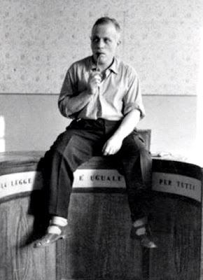 Stregoni e duci (De Martino, Croce, Thomas Mann) – Seminario del prof. Domenico Conte Stregoni e duci (De Martino, Croce, Thomas Mann) – Seminario del prof. Domenico Conte